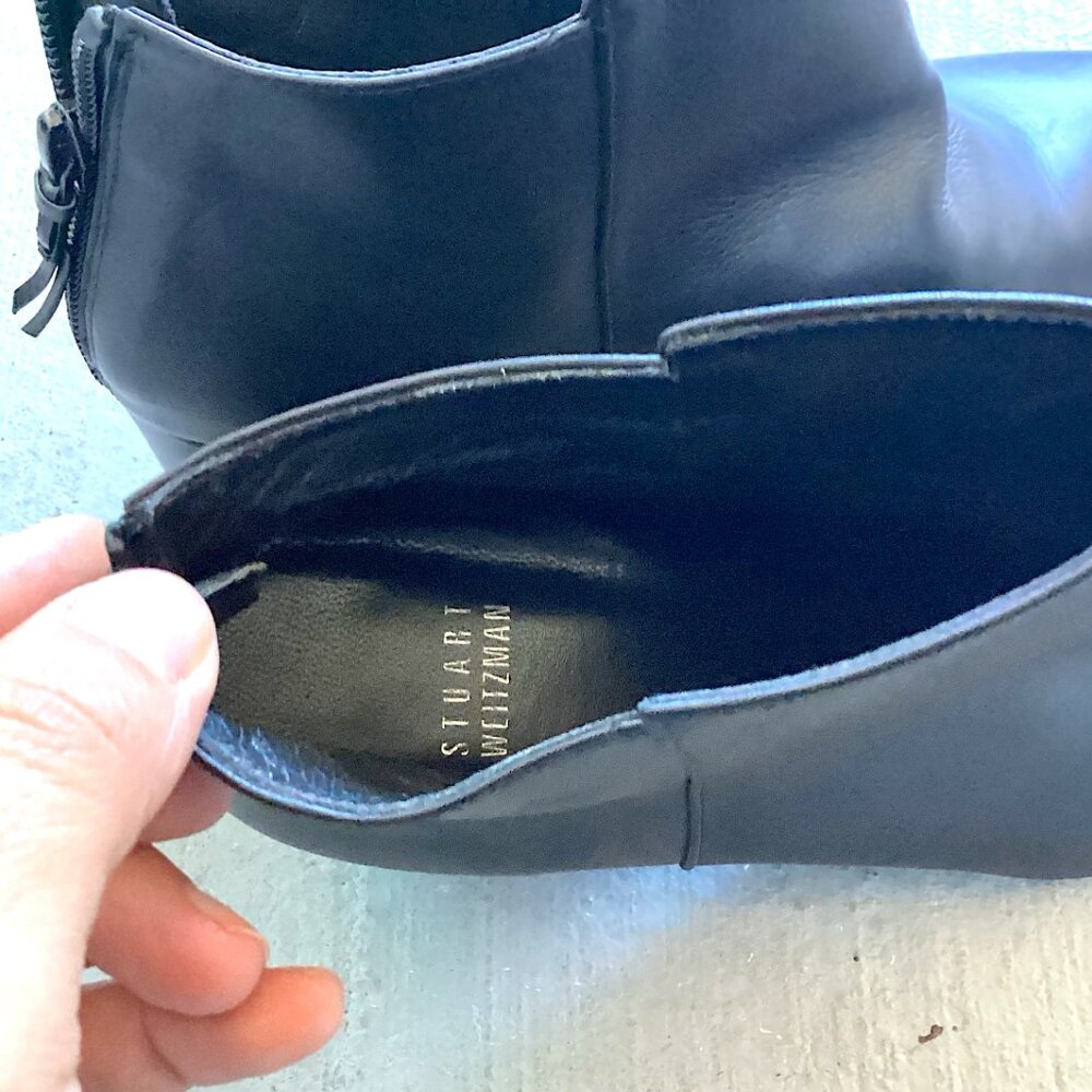 Stuart Weitzman Black Leather Ankle Boots with Gold Detail Heel, Booties Luxury - Picture 8 of 13